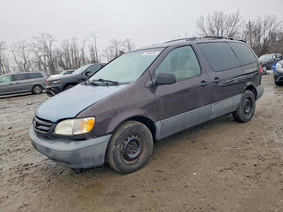 2001 TOYOTA Sienna