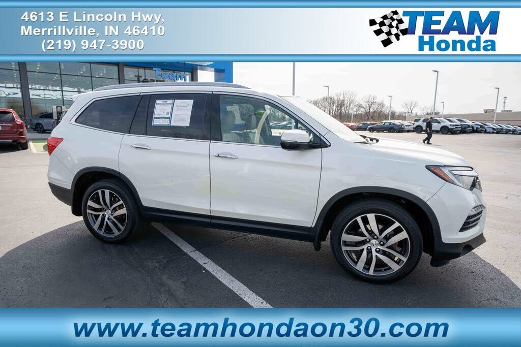 2017 HONDA Pilot