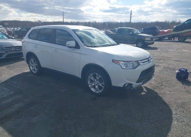 2015 MITSUBISHI Outlander