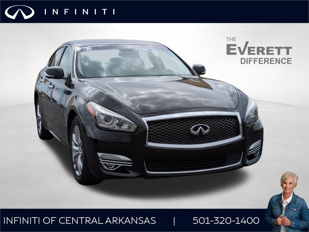 2015 INFINITI Q70
