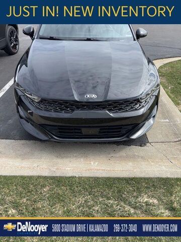 2021 KIA K5
