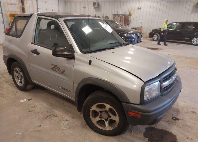 2003 CHEVROLET Tracker