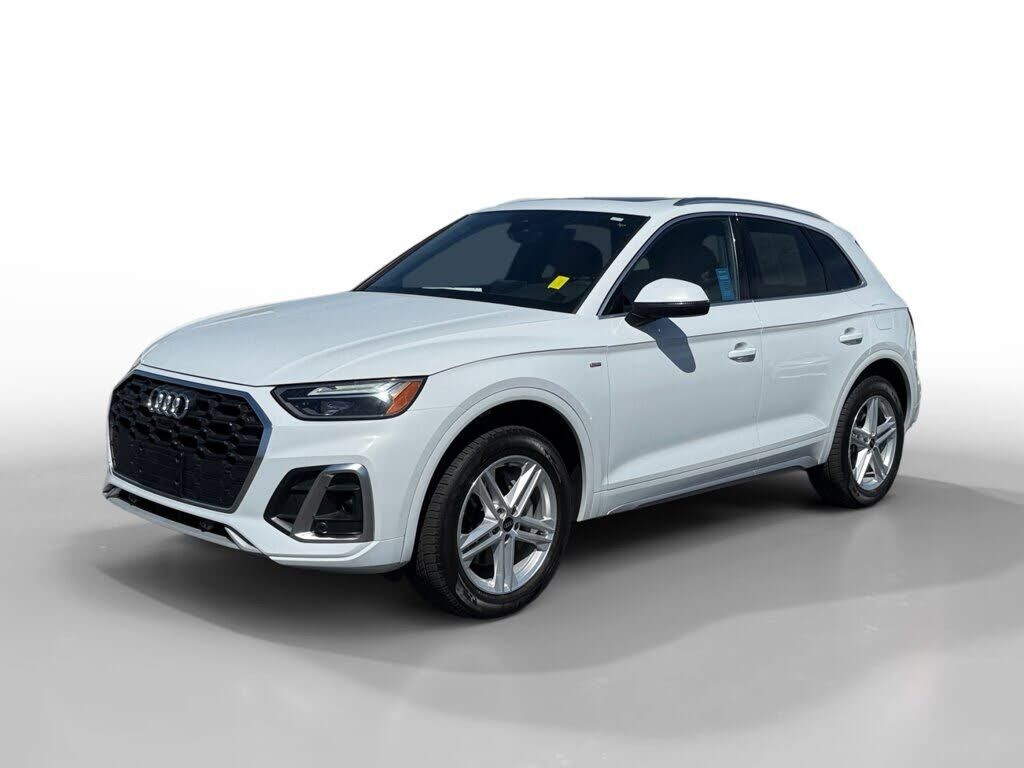 2023 AUDI Q5 e