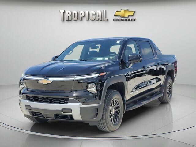 2026 CHEVROLET Silverado EV