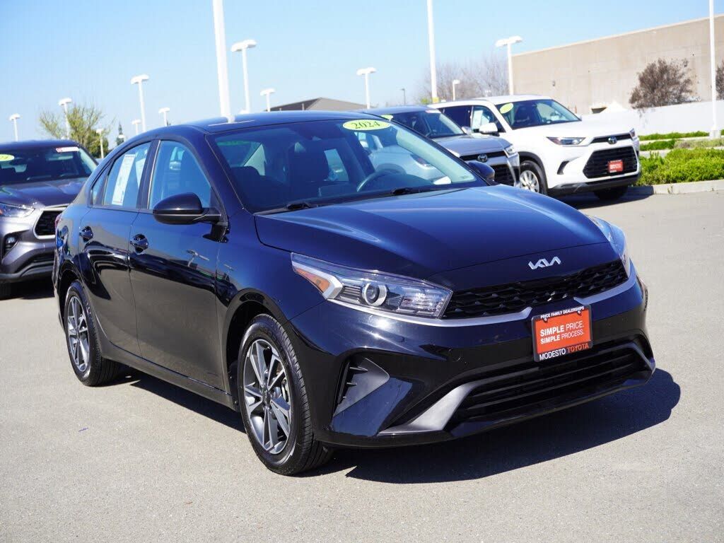 2024 KIA Forte