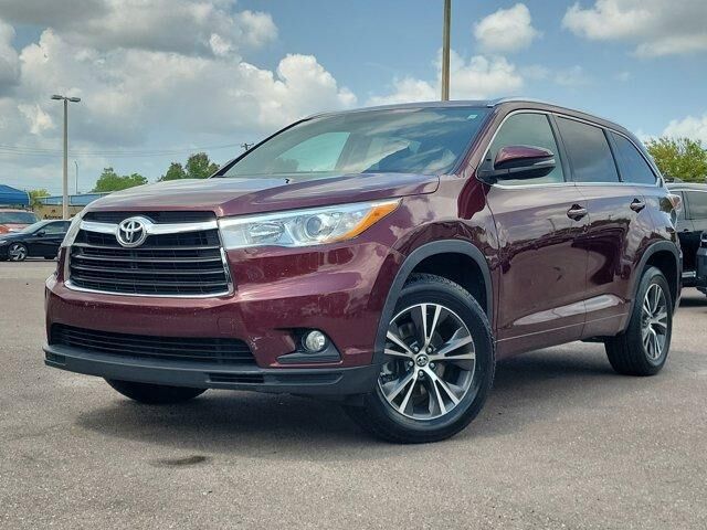 2016 TOYOTA Highlander