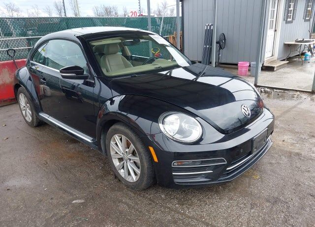 2018 VOLKSWAGEN Beetle