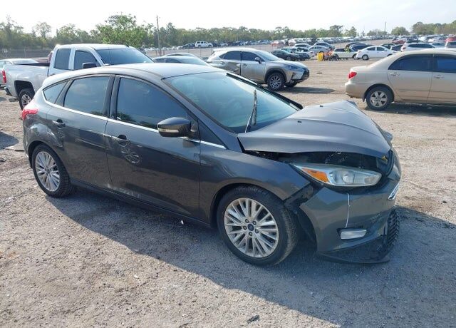 2016 FORD Focus