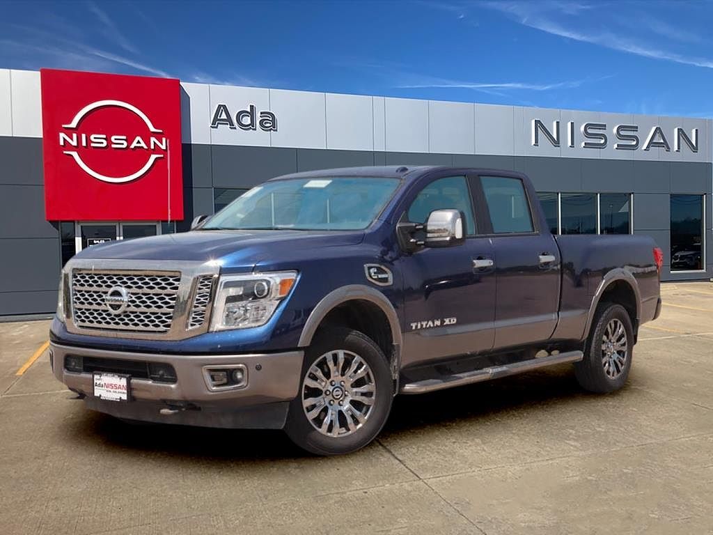 2017 NISSAN Titan