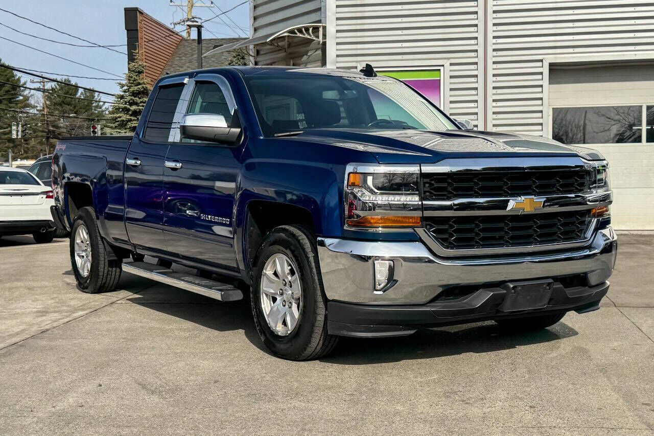 2017 CHEVROLET Silverado