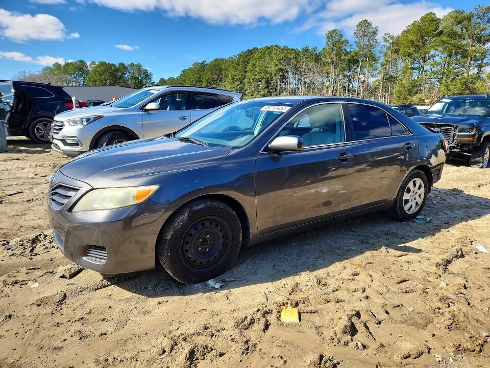 2010 TOYOTA Camry