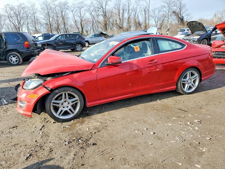 2014 MERCEDES-BENZ C-Class