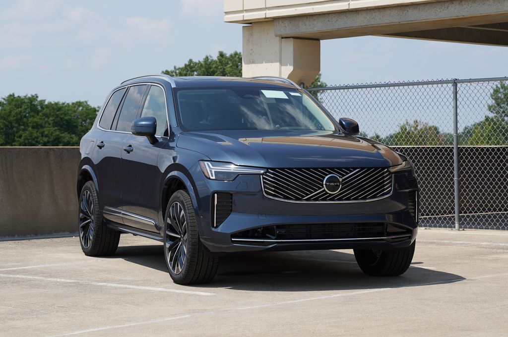 2026 VOLVO XC90