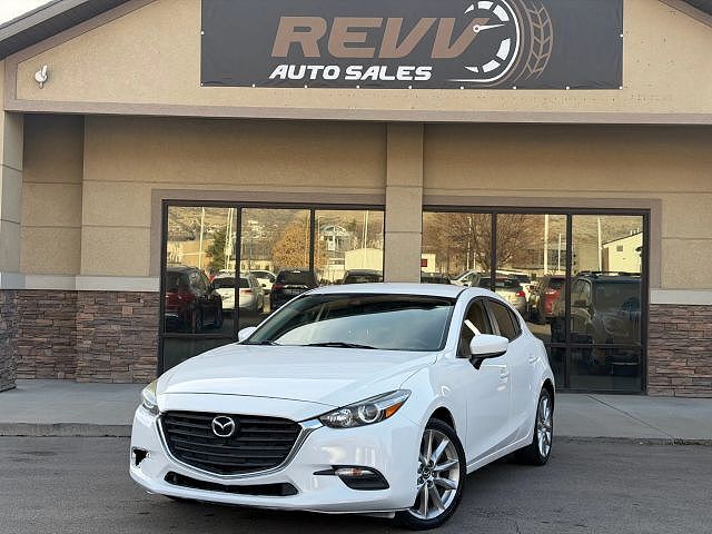 2017 MAZDA Mazda3