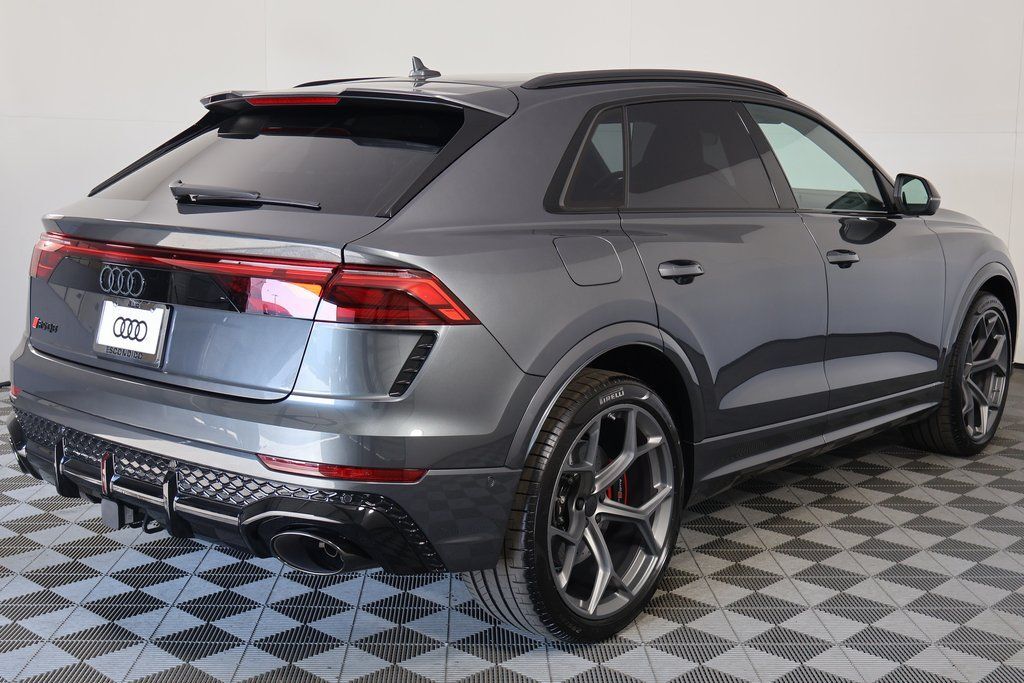 2026 Audi RS Q8