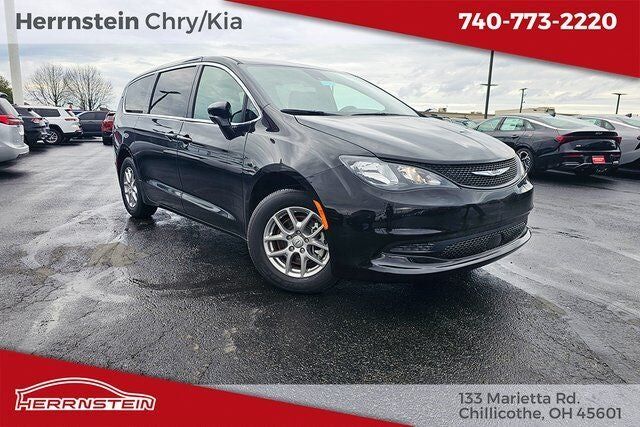 2026 CHRYSLER Voyager