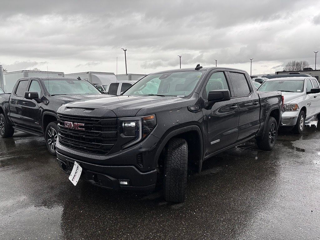 2024 GMC Sierra