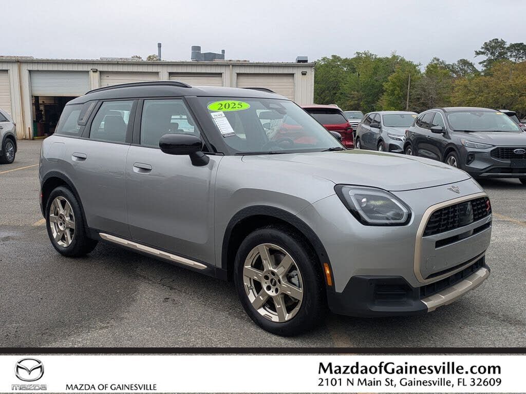 2025 MINI Countryman