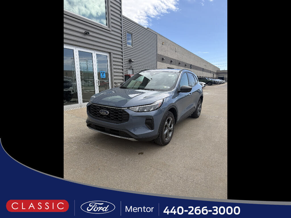 2025 FORD Escape