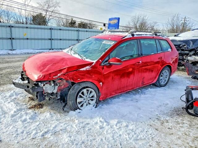 2016 VOLKSWAGEN Golf SportWagen