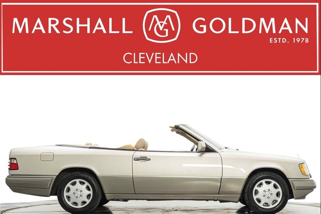 1995 MERCEDES-BENZ E-Class