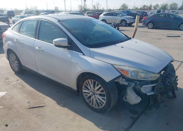 2017 FORD Focus