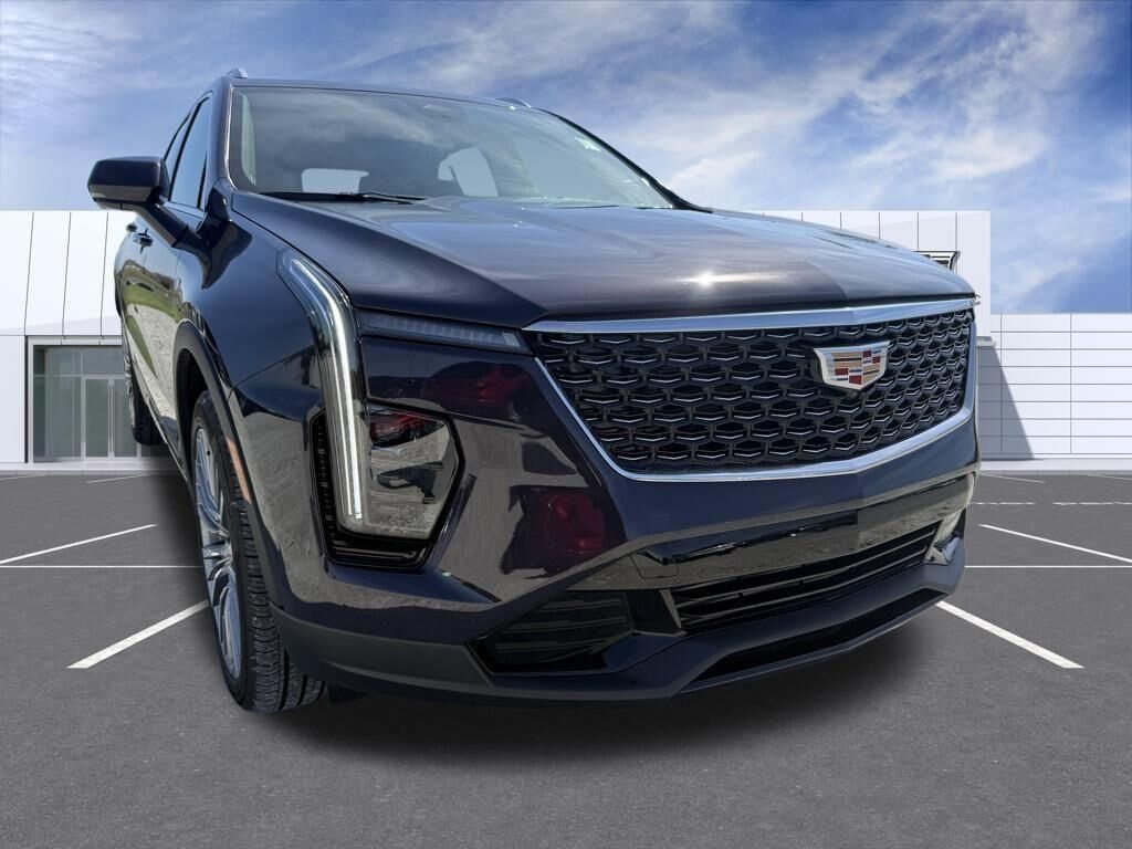 2025 CADILLAC XT4