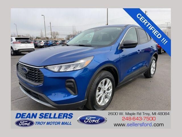 2023 FORD Escape