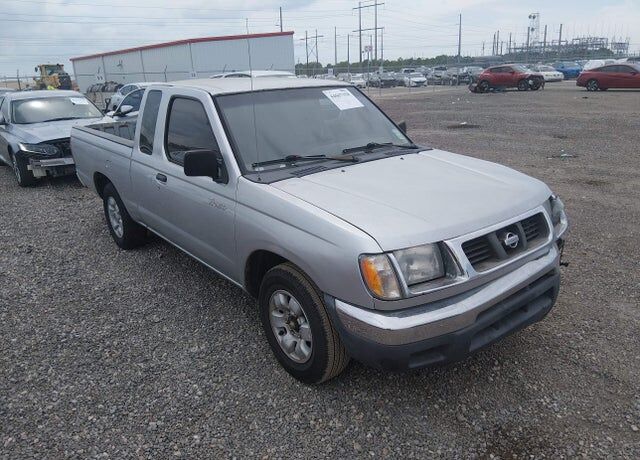 2000 NISSAN Frontier