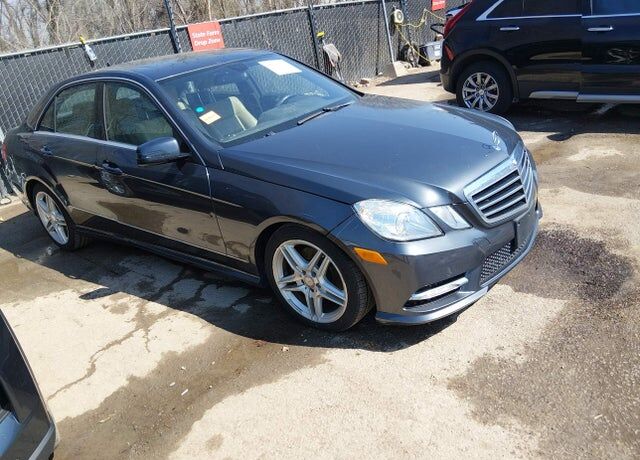 2013 MERCEDES-BENZ E-Class