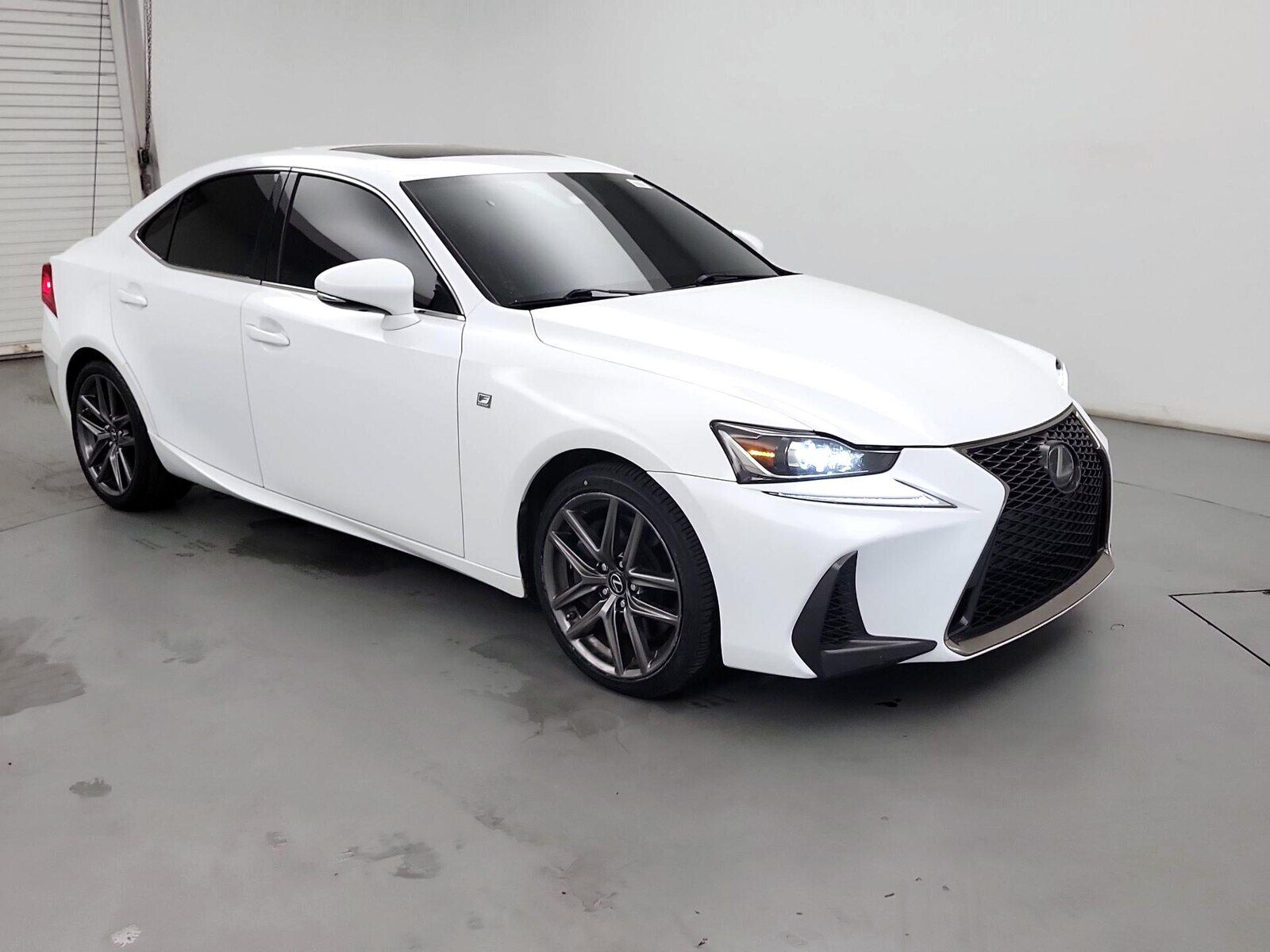 2017 LEXUS IS