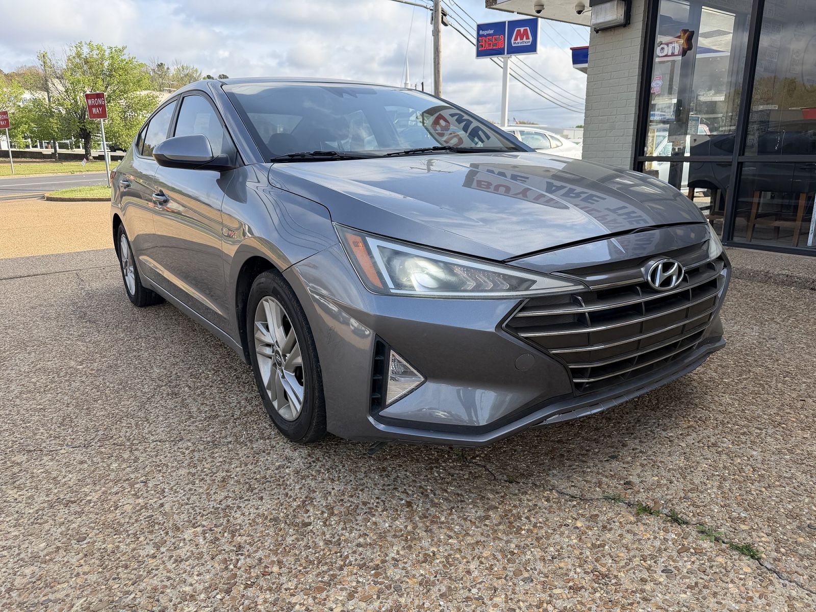 2019 HYUNDAI Elantra