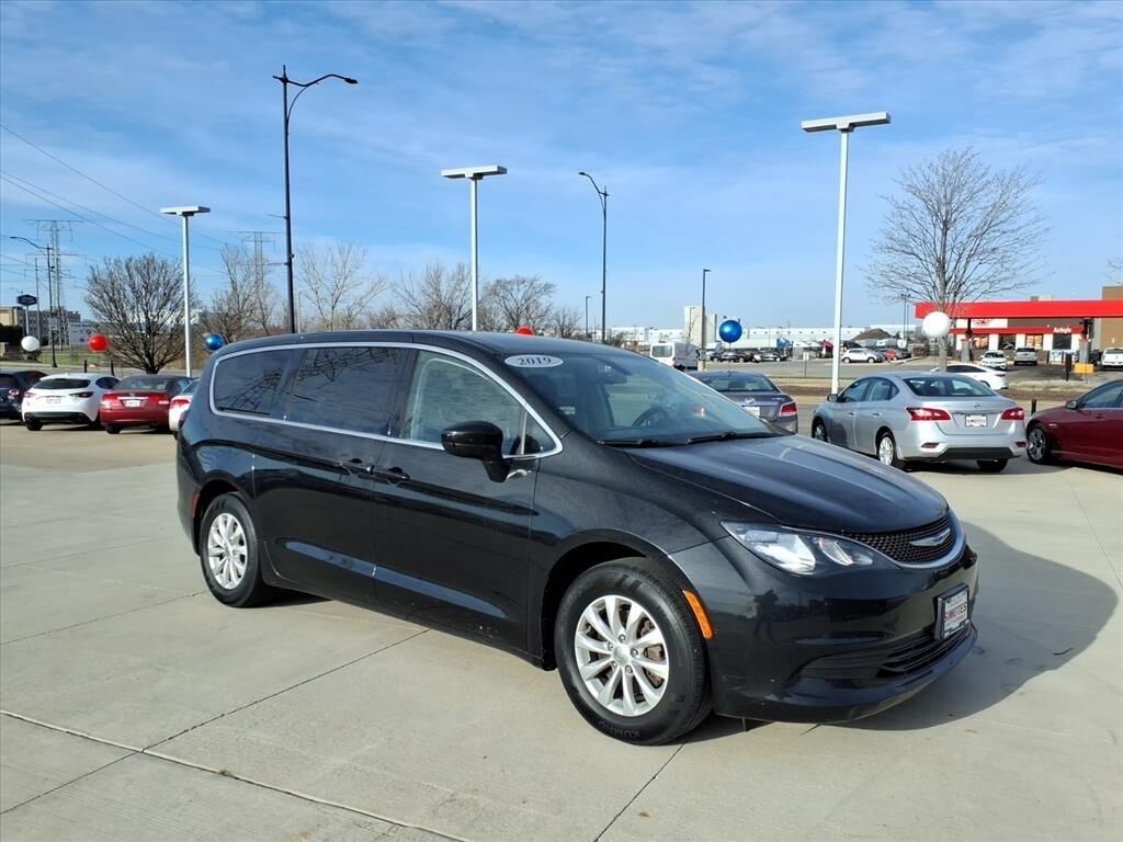 2019 CHRYSLER Pacifica