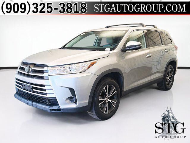2019 TOYOTA Highlander