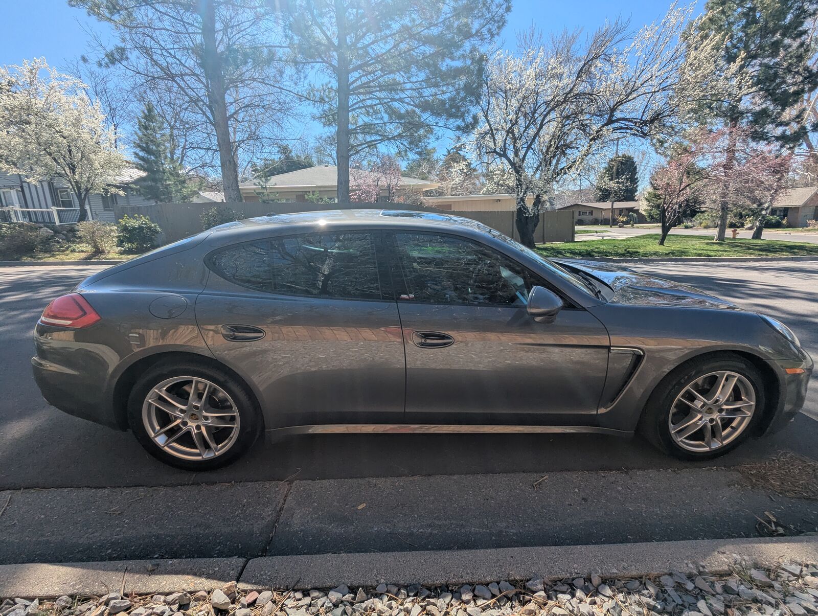 2016 PORSCHE Panamera