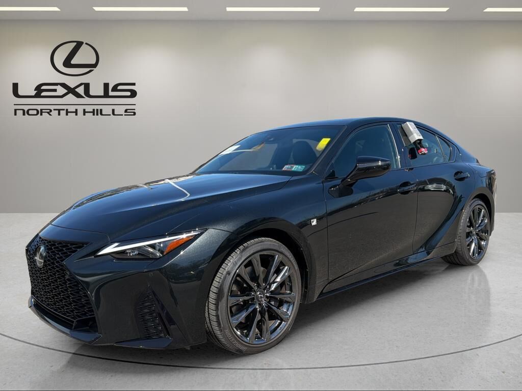2025 LEXUS IS