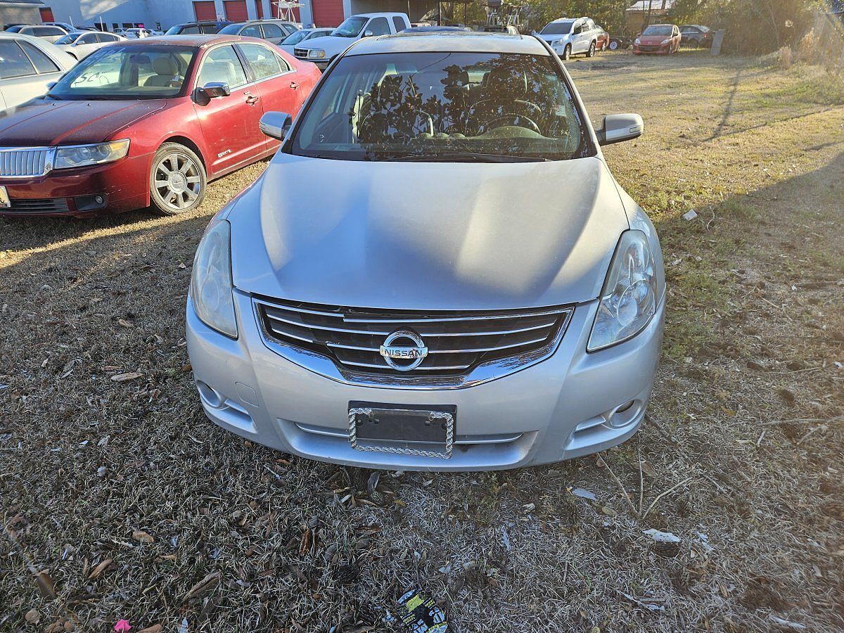 2010 NISSAN Altima