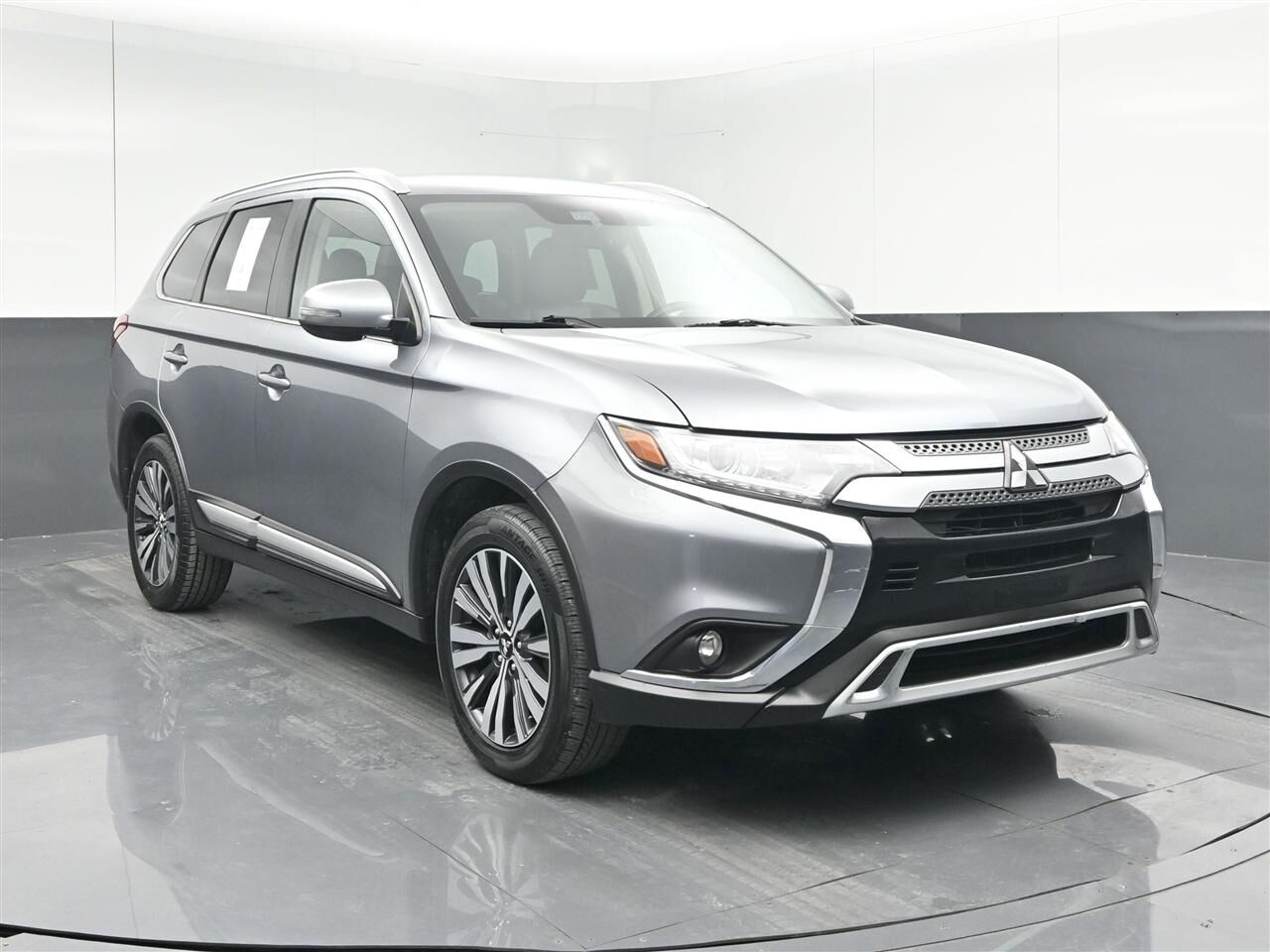 2020 MITSUBISHI Outlander