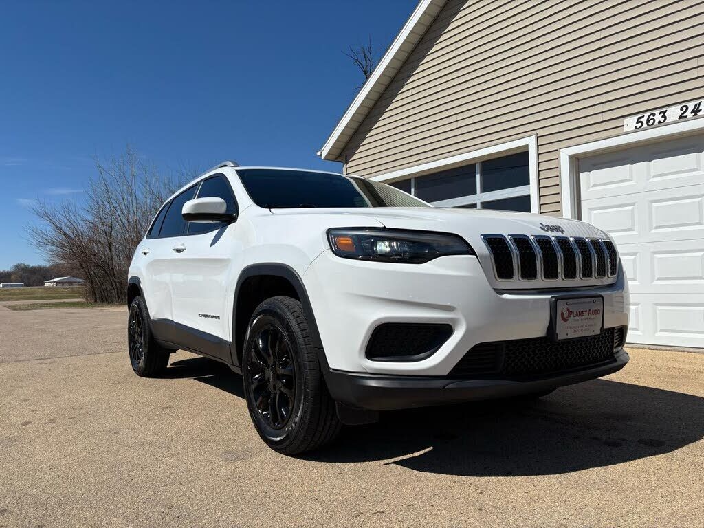 2020 JEEP Cherokee
