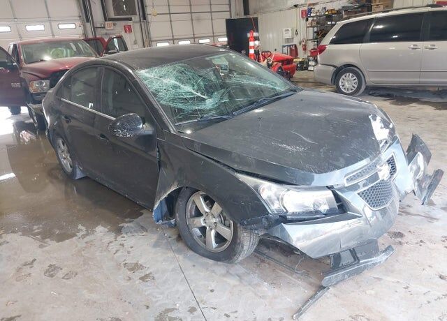 2013 CHEVROLET Cruze