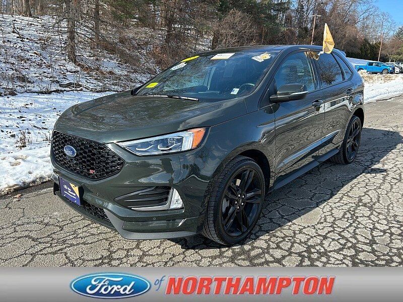 2022 FORD Edge