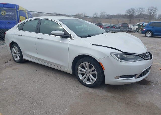 2015 CHRYSLER 200