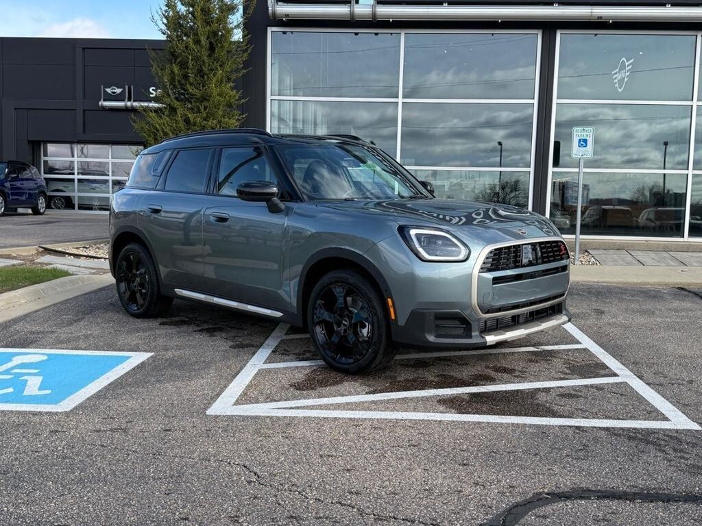 2025 MINI Countryman