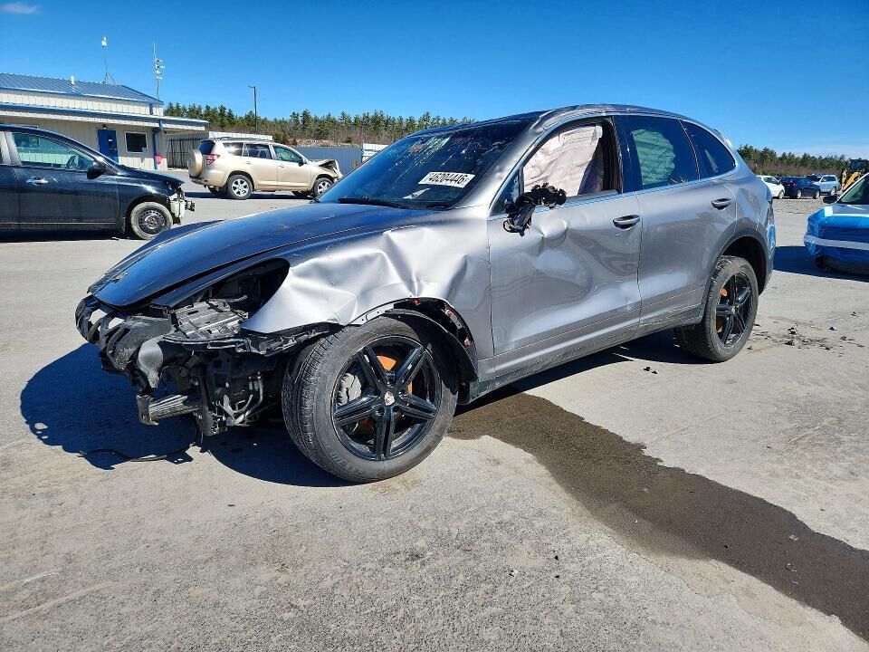2012 PORSCHE Cayenne