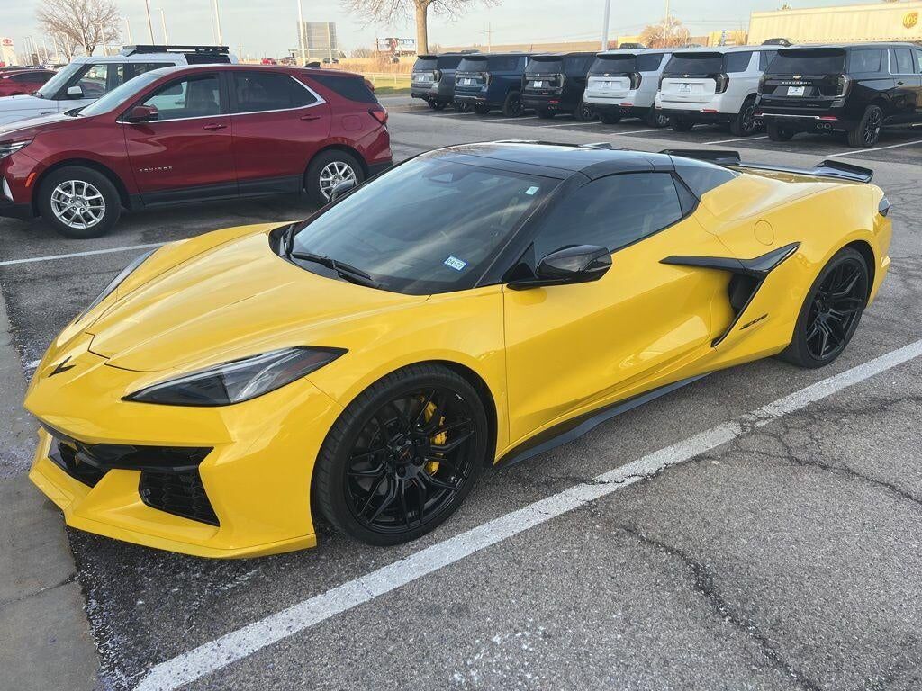 2025 CHEVROLET Corvette