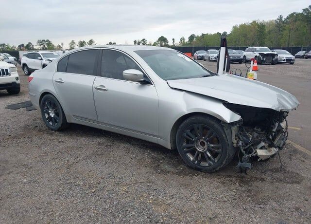 2011 HYUNDAI Genesis