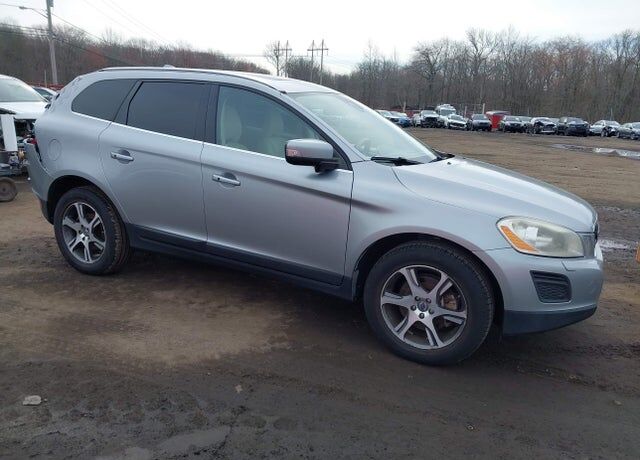 2012 VOLVO XC60