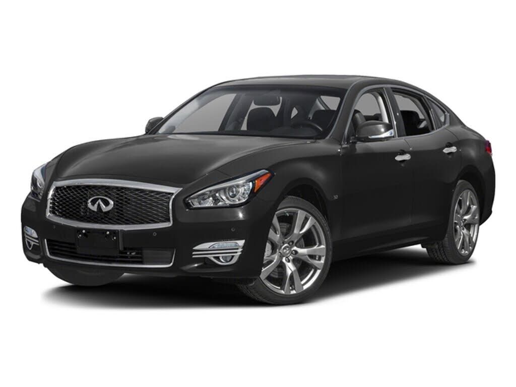 Infiniti Q70