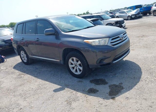 2013 TOYOTA Highlander