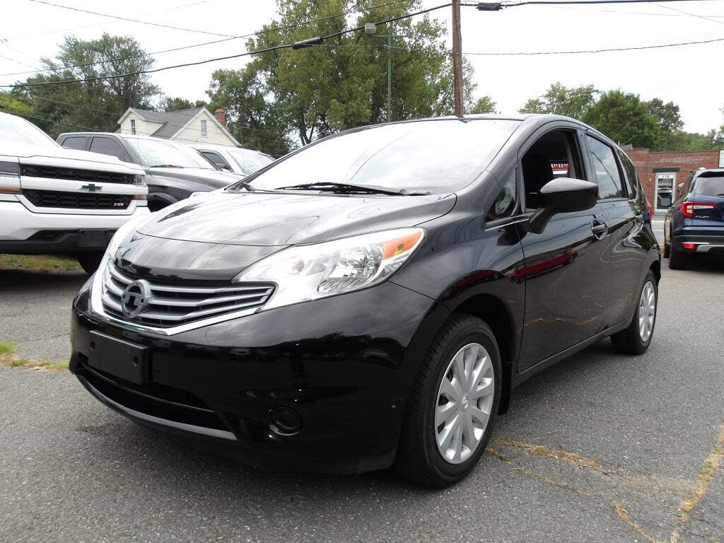 2015 NISSAN Versa
